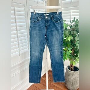 Levi’s 505 Straight Leg Women’s Jeans Size 8